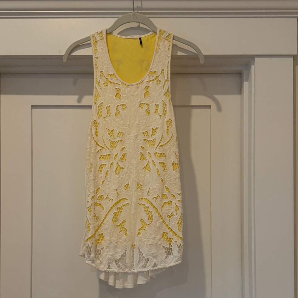 Chic White Lace Tank Top